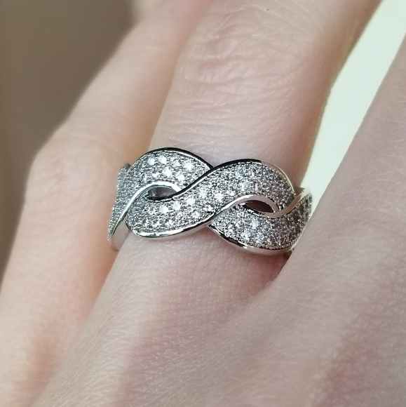 🆕️Sterling Silver-White Sapphire Infinity Ring - Picture 8 of 12